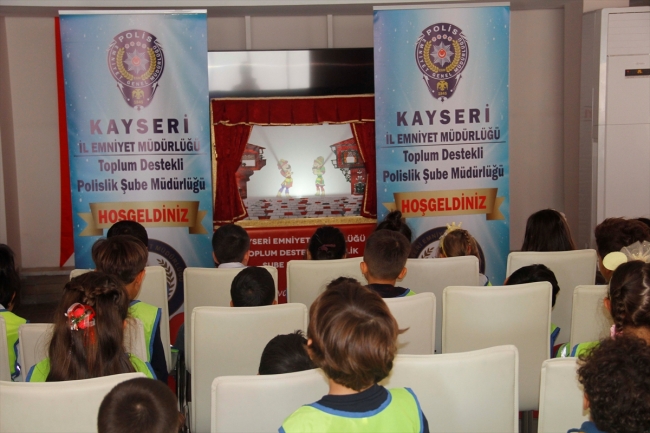 Ana sınıfı öğrencilerinden duyarlı davranış